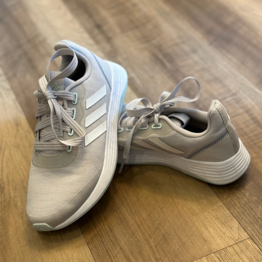Adidas tennis shoes